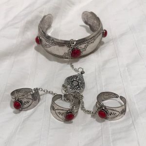 Kazakhstan bracelet with rings handpiece